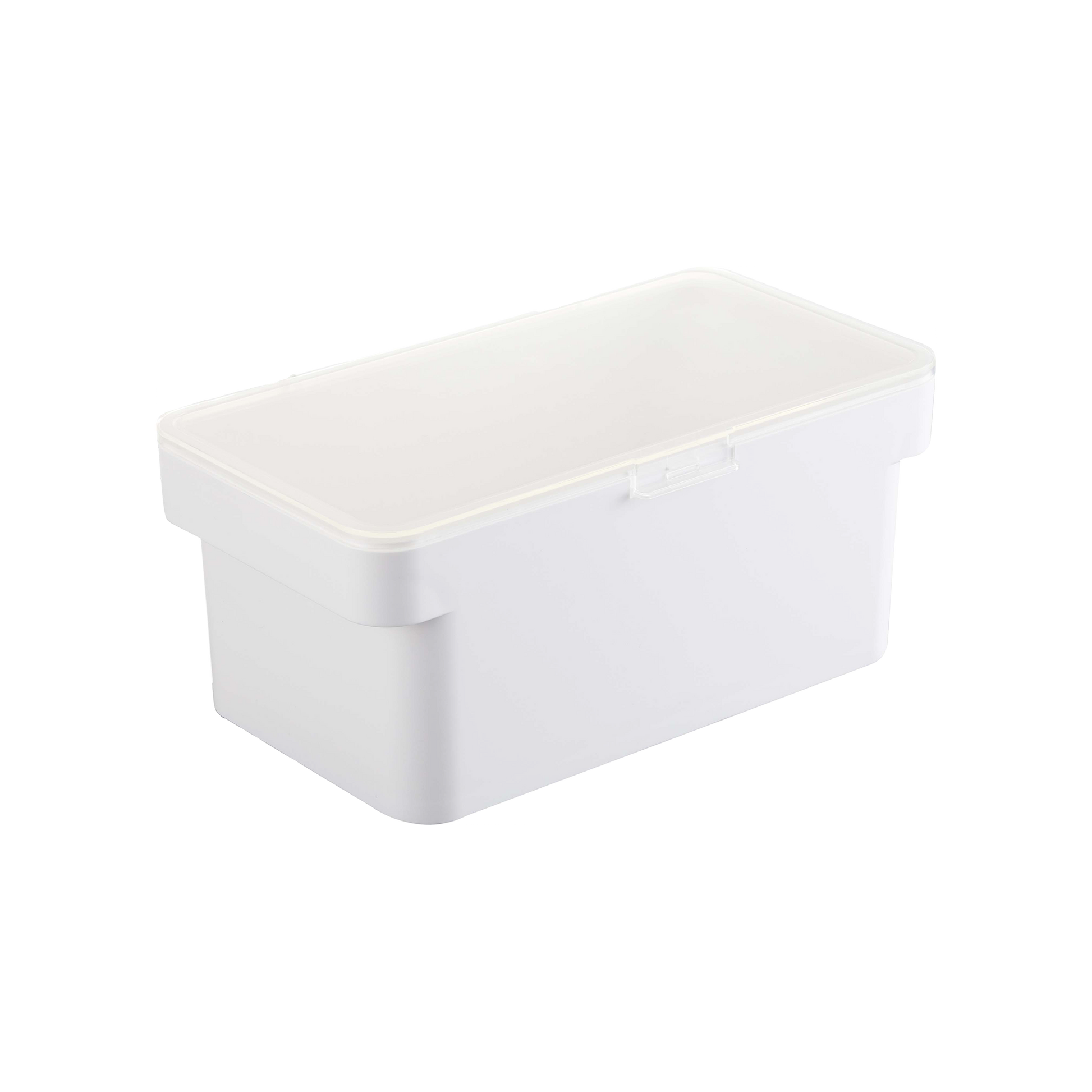 This Yamazaki Home Airtight Pet Food Container, available in three sizes, is ideal for kibble storage with its rectangular white design and matching snug-fitting lid that keeps contents fresh. Its clean, minimalist appearance makes it perfect for organizing items and complements any space effortlessly.